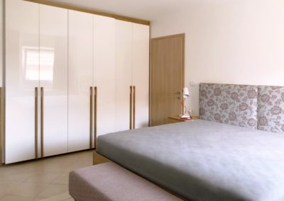 Vrhnika spalnica in omare Projektiranje in oblikovanje pohištva notranja oprema (1)